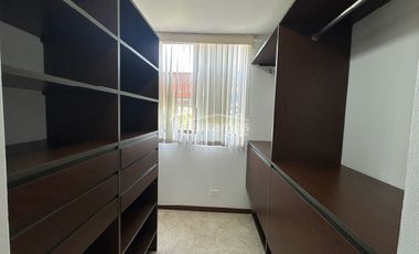 apartamento en arriendo en loma de las brujas. Cod A776736