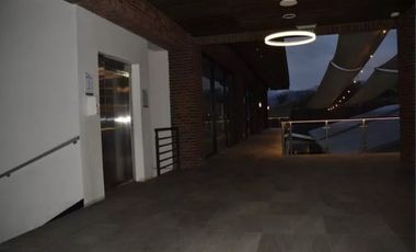 Local Comercial En Arriendo En Lo Barnechea