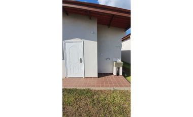 ALQUILO CASA SEMI AMOBLADA EN ARRAIJAN BRISAS DEL GOLF 3R