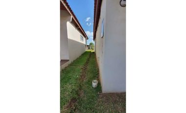 ALQUILO CASA SEMI AMOBLADA EN ARRAIJAN BRISAS DEL GOLF 3R