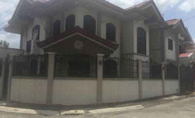 Elegant 6 Bedroom House and Lot for Sale in Dau Mabalcat Pam