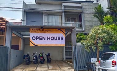 Di Sewakan Rumah Luxury 2 Lantai di Taman Kopo Indah 3 Bandung