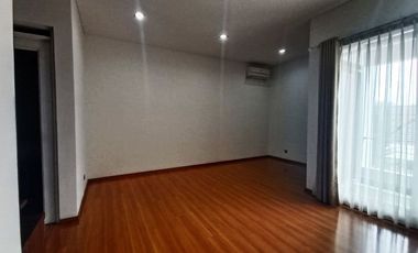 Di Sewakan Rumah Luxury 2 Lantai di Taman Kopo Indah 3 Bandung