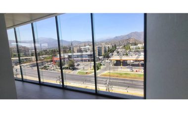 OFICINA EN ARRIENDO AV. LA DEHESA EXCELENTE UBICACION