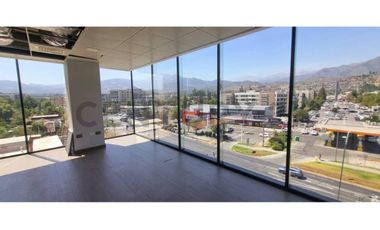 OFICINA EN ARRIENDO AV. LA DEHESA EXCELENTE UBICACION