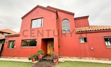 En arriendo amplia casa en El Rosario de Peñuelas,