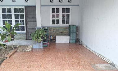 Rumah 3 KT Siap Huni Dekat Pintu Tol Jati Warna 1 Hadap Utara J-40530