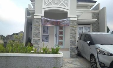 Villa Kekinian dkt Kawasan Wisata dan Istana Presiden