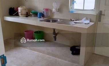 Rumah di Taman England Sentul City