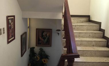 CASA EN VENTA COL. LA LOMA - CONOCIDA COMO LA PALOMA (CAMELINAS)