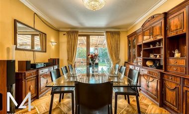 Casa en venta de 4 dorm. en Ñuñoa