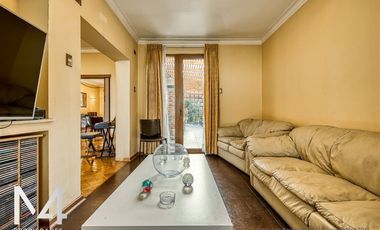 Casa en venta de 4 dorm. en Ñuñoa