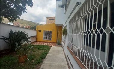 Apartamento, en ARRIENDO en San Fernando Viejo, Cali. W7301468 C.A