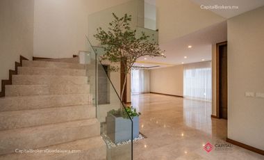 Casa de Lujo en Venta Valle Real
