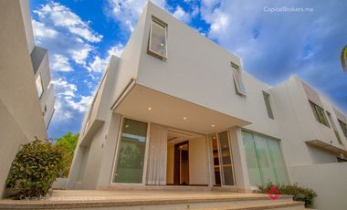 Casa de Lujo en Venta Valle Real
