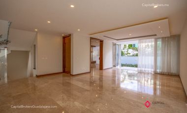 Casa de Lujo en Venta Valle Real