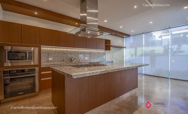 Casa de Lujo en Venta Valle Real