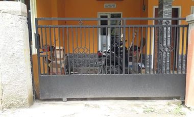 Hunian nyaman Free design dan konsep one gate system