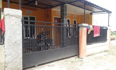 Hunian nyaman Free design dan konsep one gate system