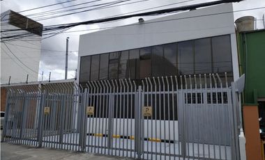 ARRIENDO BODEGA TOBERIN