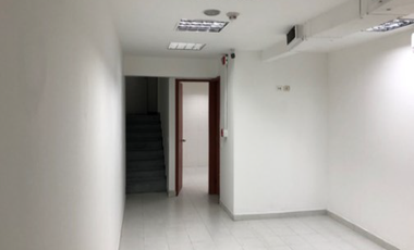 local en arriendo/venta en santa fe-mártires. Cod A1073024