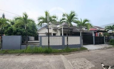 Rumah Lokasi Sejuk di Harapan Indah Cluster Ifolia, Bekasi Jawa Barat