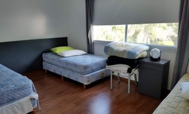 Importante casa estilo Campo en Haras del Sur 1