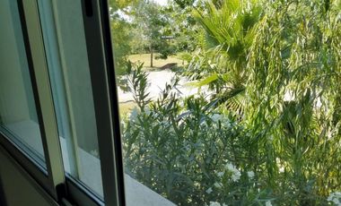 Importante casa estilo Campo en Haras del Sur 1