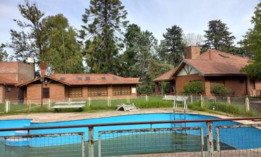 Casa en venta de 6 dormitorios c/ cochera en Paso del Rey