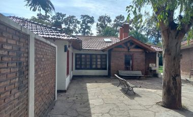 Casa en venta de 6 dormitorios c/ cochera en Paso del Rey