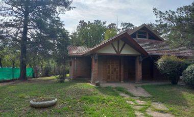 Casa en venta de 6 dormitorios c/ cochera en Paso del Rey