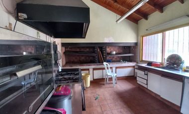 Casa en venta de 6 dormitorios c/ cochera en Paso del Rey
