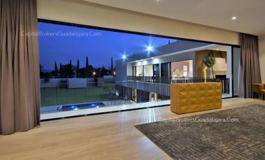 Casa Lujo con Alberca cerca Bugambilias  Zona Sur Cerca Bugambilias