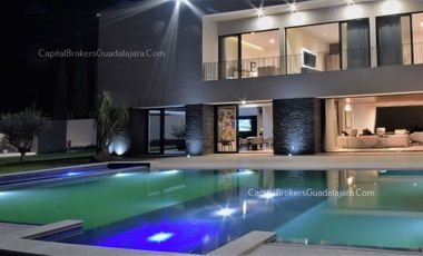 Casa Lujo con Alberca cerca Bugambilias  Zona Sur Cerca Bugambilias