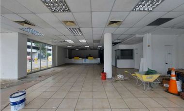 LOCAL PARA LA VENTA EN VIA ESPAÑA