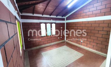 casa en arriendo en urb. el crucero. Cod A66574