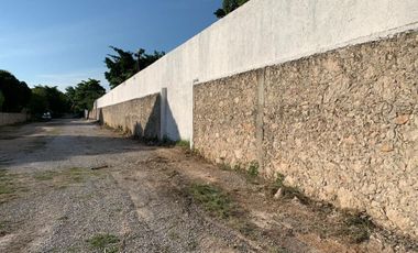 Terreno ideal para desarro al norte de la ciudad  de Merida Yucatán
