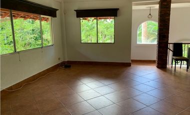 !!!Se Vende Casa en Albrook $ 670k¡¡¡