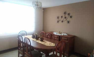 Venta- Casa de venta amplia acogedora en zona segura. ¡Disfruta de la tranquilidad y seguridad de una urbanización privada!