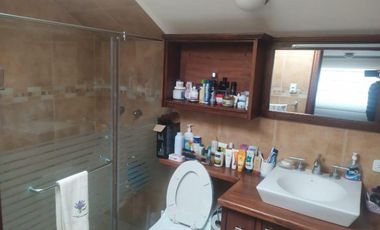 Venta- Casa de venta amplia acogedora en zona segura. ¡Disfruta de la tranquilidad y seguridad de una urbanización privada!
