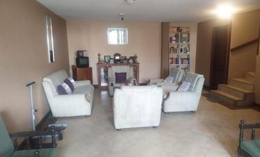 Venta- Casa de venta amplia acogedora en zona segura. ¡Disfruta de la tranquilidad y seguridad de una urbanización privada!