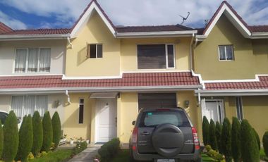 Venta- Casa de venta amplia acogedora en zona segura. ¡Disfruta de la tranquilidad y seguridad de una urbanización privada!