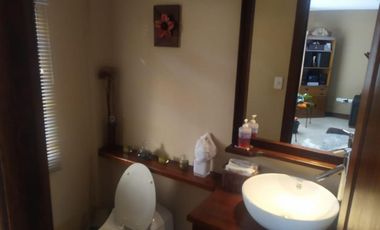 Venta- Casa de venta amplia acogedora en zona segura. ¡Disfruta de la tranquilidad y seguridad de una urbanización privada!