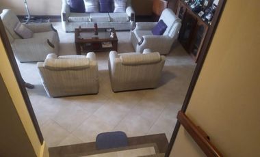Venta- Casa de venta amplia acogedora en zona segura. ¡Disfruta de la tranquilidad y seguridad de una urbanización privada!