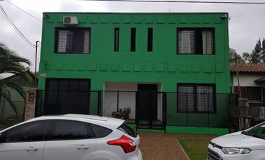 Importante Casa en Venta en Paso del Rey, Calle Claudio Maria Yoly