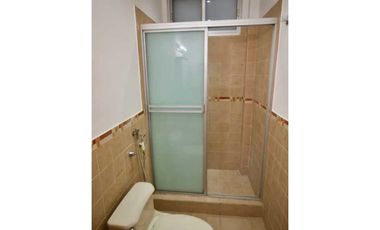 ALQUILO APTO AMOBLADO EN CASCO ANTIGUO