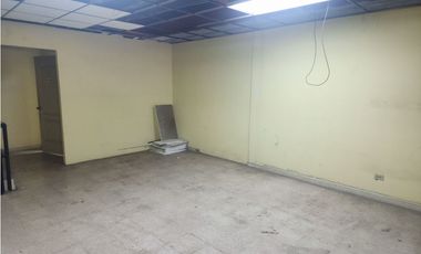 ALQUILER DE OFICINA EN CALIDONIA 150 mts