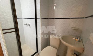 apartamento en arriendo en el carmelo. Cod A61069