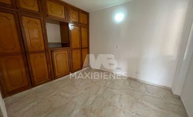 apartamento en arriendo en el carmelo. Cod A61069