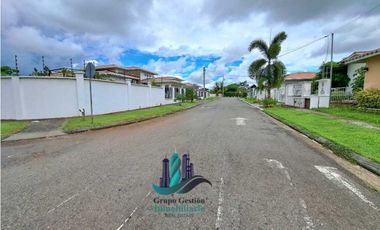 VENDO CASA RESIDENCIAL EN COQUITO HILLS